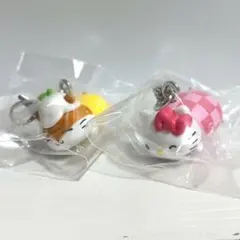 ハローキティ コロコロクリリン サンリオ お手玉めじるしアクセサリー ガチャ