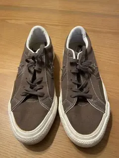 コンバース オールスター ブラウン スニーカー