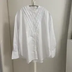 テチチ　フリル付き長袖シャツ　白