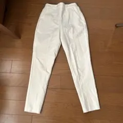 GU ホワイト スラックス Sサイズ