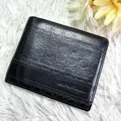 Salvatore Ferragamo 二つ折り財布 ガンチーニ柄 黒 レザー