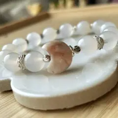 桜瑪瑙三日月カットブレスレット