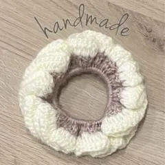 ＊ハンドメイド＊ フリルシュシュ (オフホワイト×ベビーピンク)