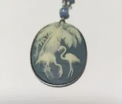 ネックレス「カメオ風デザイン」ビーズ付きチェーンでカジュアルにつけられる品