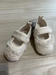 アイボリー　刺繍　レース　ベビーシューズ