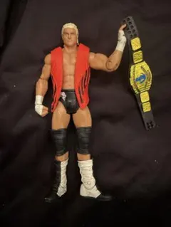 WWE フィギュア チャンピオンベルト付き - メルカリ