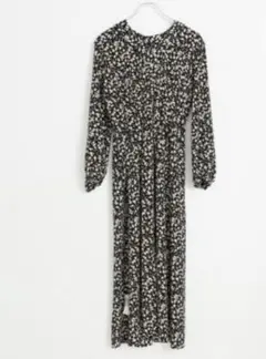 スピック＆スパン　Vネック　ワンピース