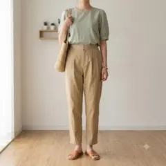 ブージュルード テーパードパンツ ベージュ L/40 夏 タックパンツ イージーのサムネイル