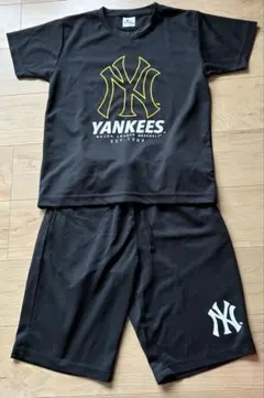 MLB YANKEES セットアップ 上下セット ブラック　160cmのサムネイル