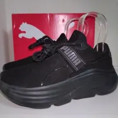 プーマ　PUMA　スニーカー　厚底
