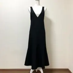 ナチュラルビューティーベーシック　ノースリーブ　ロングワンピース　春　ブラック