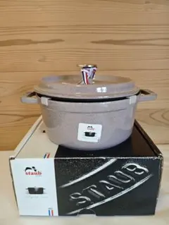【美品】Staub ストウブ ピコ ココット ラウンド　シフォンローズ　18cmのサムネイル