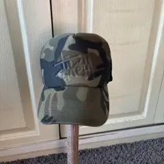 Stüssy 迷彩キャップ スナップバック