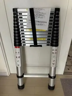 Item thumbnail for item 0a42b657-952d-4b2f-83a9-ee26c12cb5a9