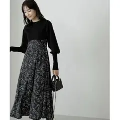 ナチュラルビューティーベーシック　スカラップ切替ドッキングニットワンピース