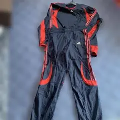 adidas ピステ・ウィンドブレーカー