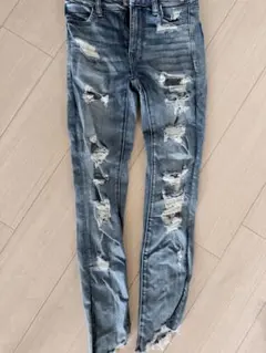 AMERICAN EAGLE スキニーデニム ダメージ加工のサムネイル