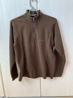 美品　モンベル フリース