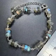 シラーが綺麗なラブラドライトのブレスレットl92