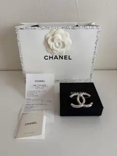 正真正銘本物 CHANEL ダブルCロゴブローチ クリスタル - メルカリ