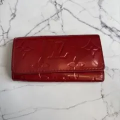 ルイヴィトン ミュルティクレ 4 ヴェルニ モノグラム コンパクト スモール⑦E