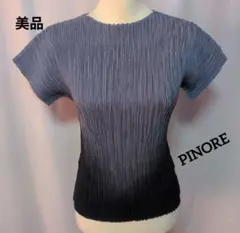 お値下げ♪美品☆PINORE♡グラデーションプリーツ半袖トップスのサムネイル