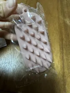 スカルプブラシ　頭皮マッサージ