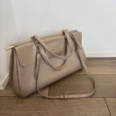 希少✨イルビゾンテ 2way メダル ショルダーバッグ フラップ オールレザー イルビゾンテ 2way メダル ショルダーバッグ フラップ オールレザー