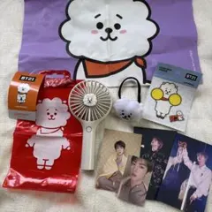 BT21 RJ ファン 扇風機・ぬいぐるみ・ポーチ・シール・クレカ9点セット‼️