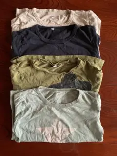 ⑨子供服　まとめ売り　長袖Tシャツ4点　130cm