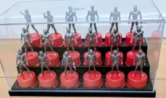 仮面ライダー(ブロンズ)ボトルキャップフィギュアセット 18体 専用ケース付き