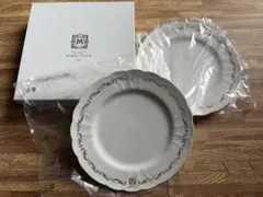 ミラコスタ　宿泊記念　丸皿　大皿　ディズニー非売品ミッキー　2枚組　未使用4枚可のサムネイル