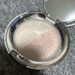 ジルスチュアート　デュアルルーセントグロウセッティングパウダー