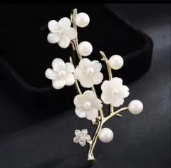 梅の花ブローチ パール ラインストーン 花 ブローチ ハレの日 フォーマル 新品