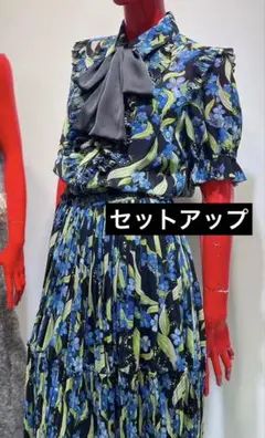 sov.オリジナルリボン柄プリントサテンブラウススカートセット Sov. ソブ セットアップ オリジナルリボン柄プリントサテンブラウス