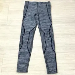 美品 CW-X STYLEFREE M スパッツ　スポーツタイツ　ヨガパンツのサムネイル