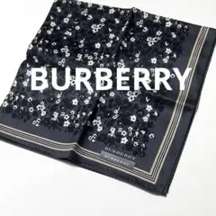 BURBERRY ハンカチ 花柄 ブラック 50×50cm 未使用のサムネイル