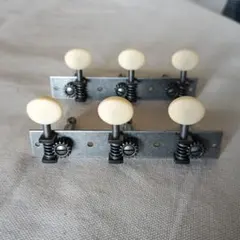 Item thumbnail for item b75fc12a-5727-40f3-a261-2d18a405350f