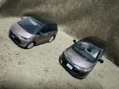 トヨタ エスティマ カラーサンプル&プルバックカーのセット　同色です
