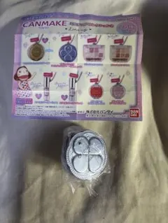 キャンメイク ガチャガチャ 水色パウダー