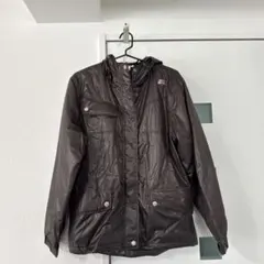 美品　ニューバランス　NBダークブラウン フード付き マウンテンパーカー 雪山