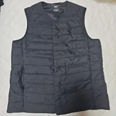 ユニクロ パフテックベスト 黒ブラック ダウン ヒートテックウォーム 比翼仕立て