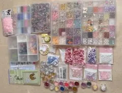 ビーズ、デコパーツ、レジンデコパーツまとめ売り