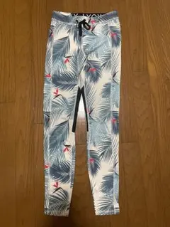 両陸兼用　ヨガウェア　トロピカル柄