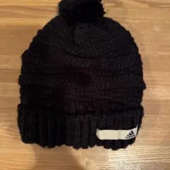 adidas ポンポン付きニット帽 OSFX