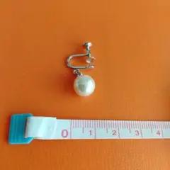 パール付きフックイヤリング