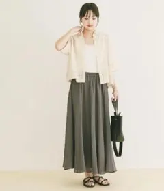 【新品】ITEMS URBANRESEARCHコットン楊柳フレアスカート　グレーのサムネイル