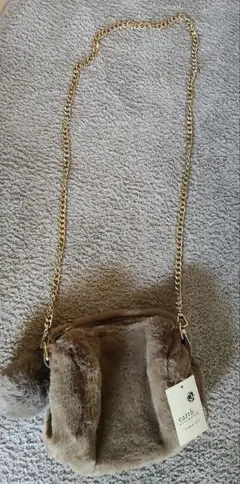 【新品】ファーショルダーバッグ モカ