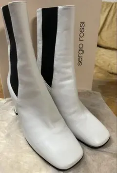 sergio rossi ホワイト サイドゴアブーツ