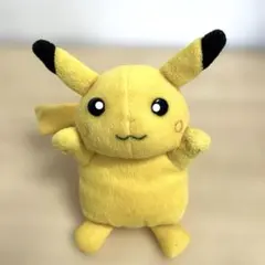 ポケモン　ピカチュウ　ぬいぐるみのサムネイル
